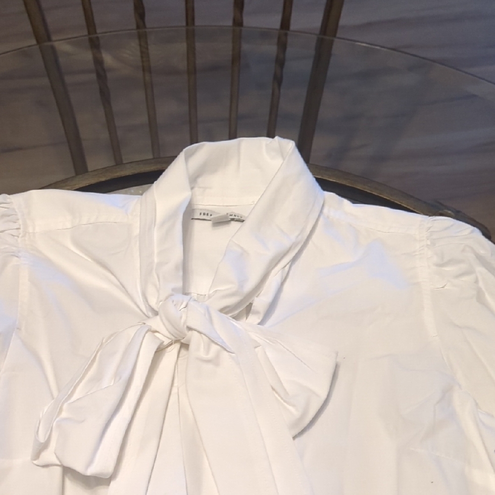 Elegant White Women's Skirt